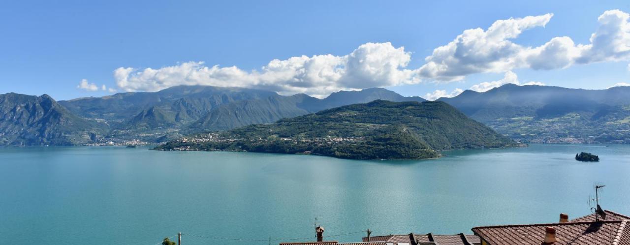 Italian Vacation Homes - La Petite Maison Du Lac Tavernola Bergamasca Exterior foto